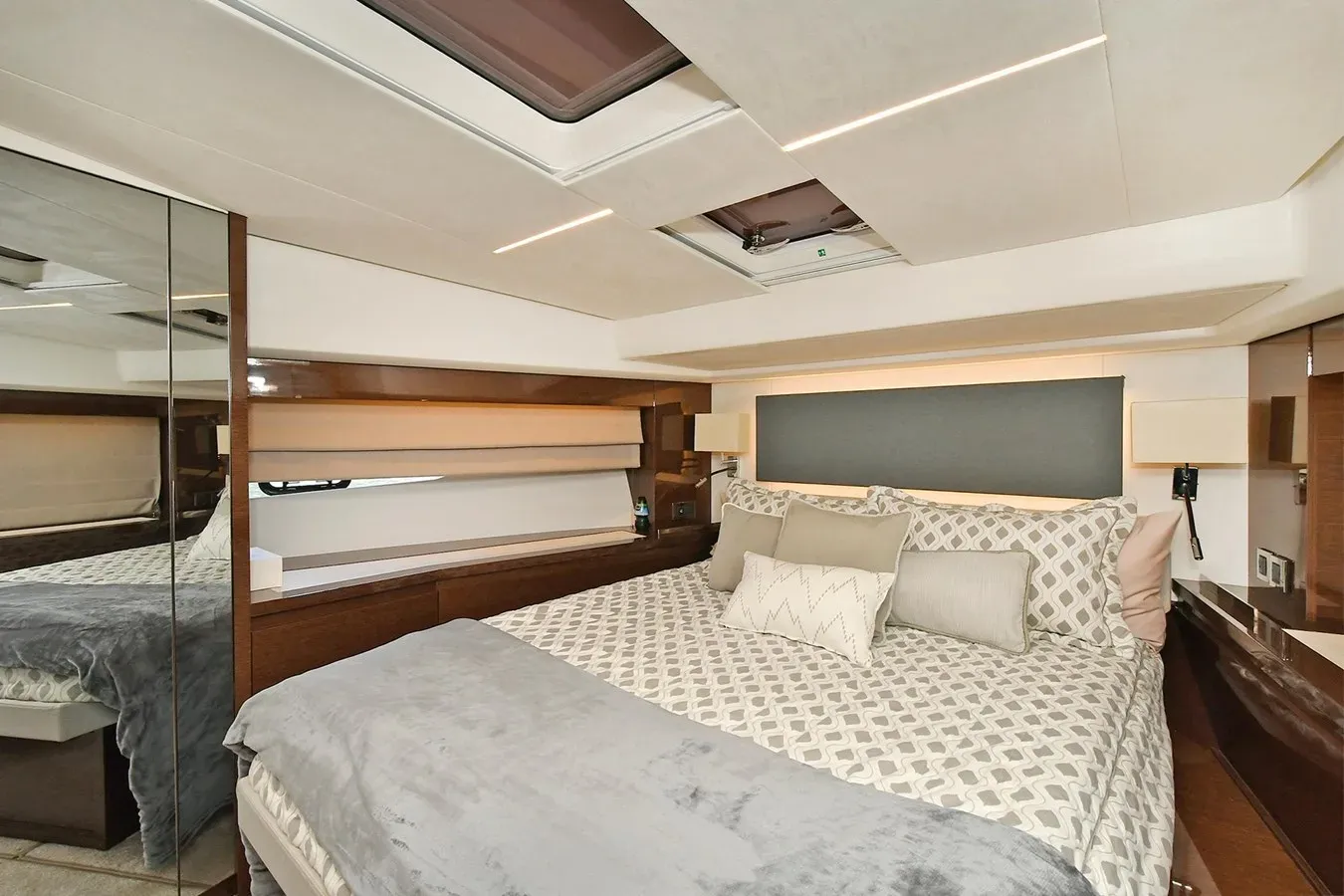 the best price on 2020 Prestige 59ft 590