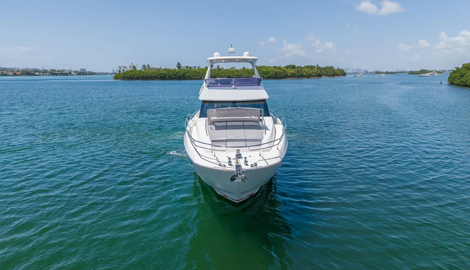 Buy a yacht NA - PRESTIGE