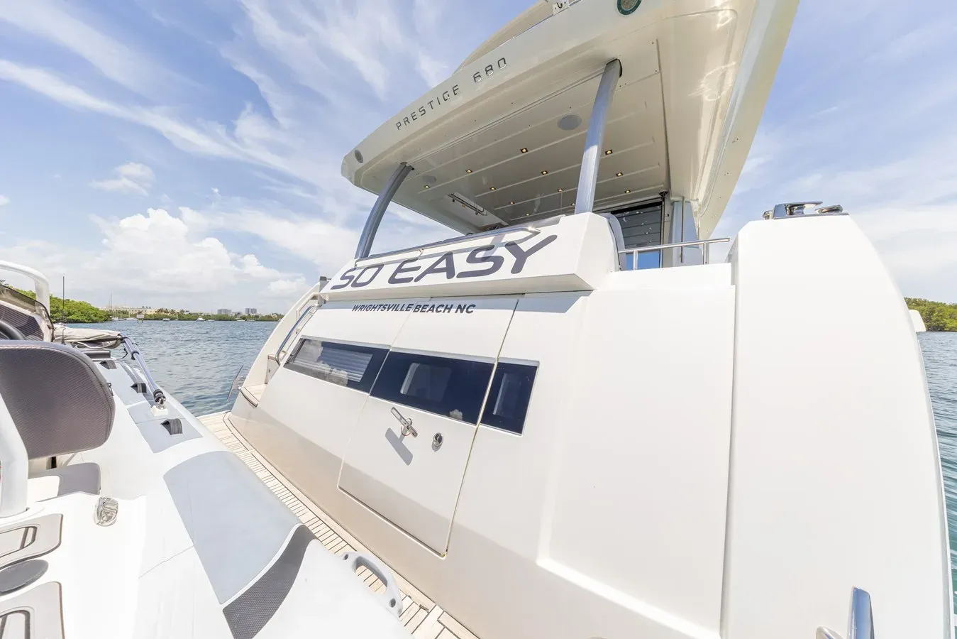 Buy a yacht NA 2016
