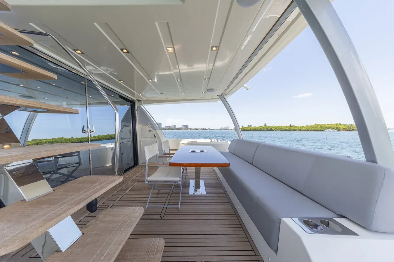 NA - PRESTIGE yacht sale