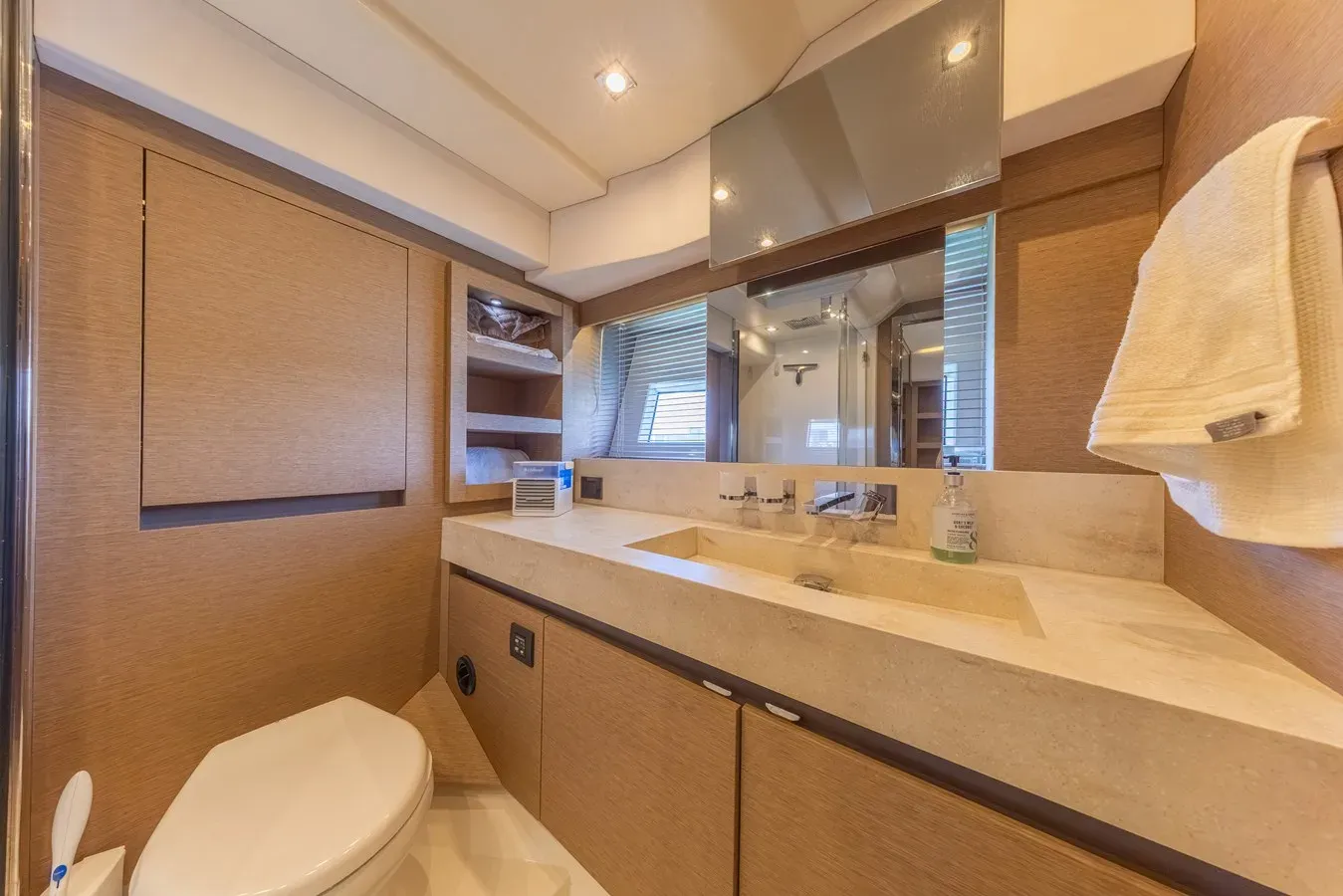 NA - PRESTIGE yacht sale