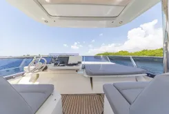 Buy a NA - PRESTIGE at Shestakov Yacht Sales