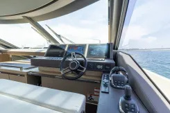 Buy a yacht NA