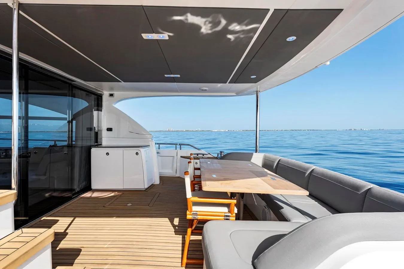 Купить яхту RIPPLE - PRINCESS в Shestakov Yacht Sales