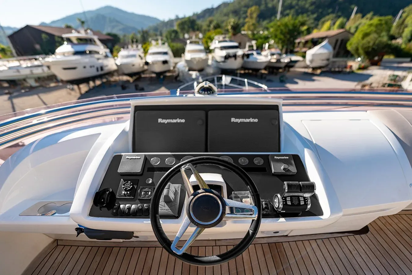 Daphne yacht sale