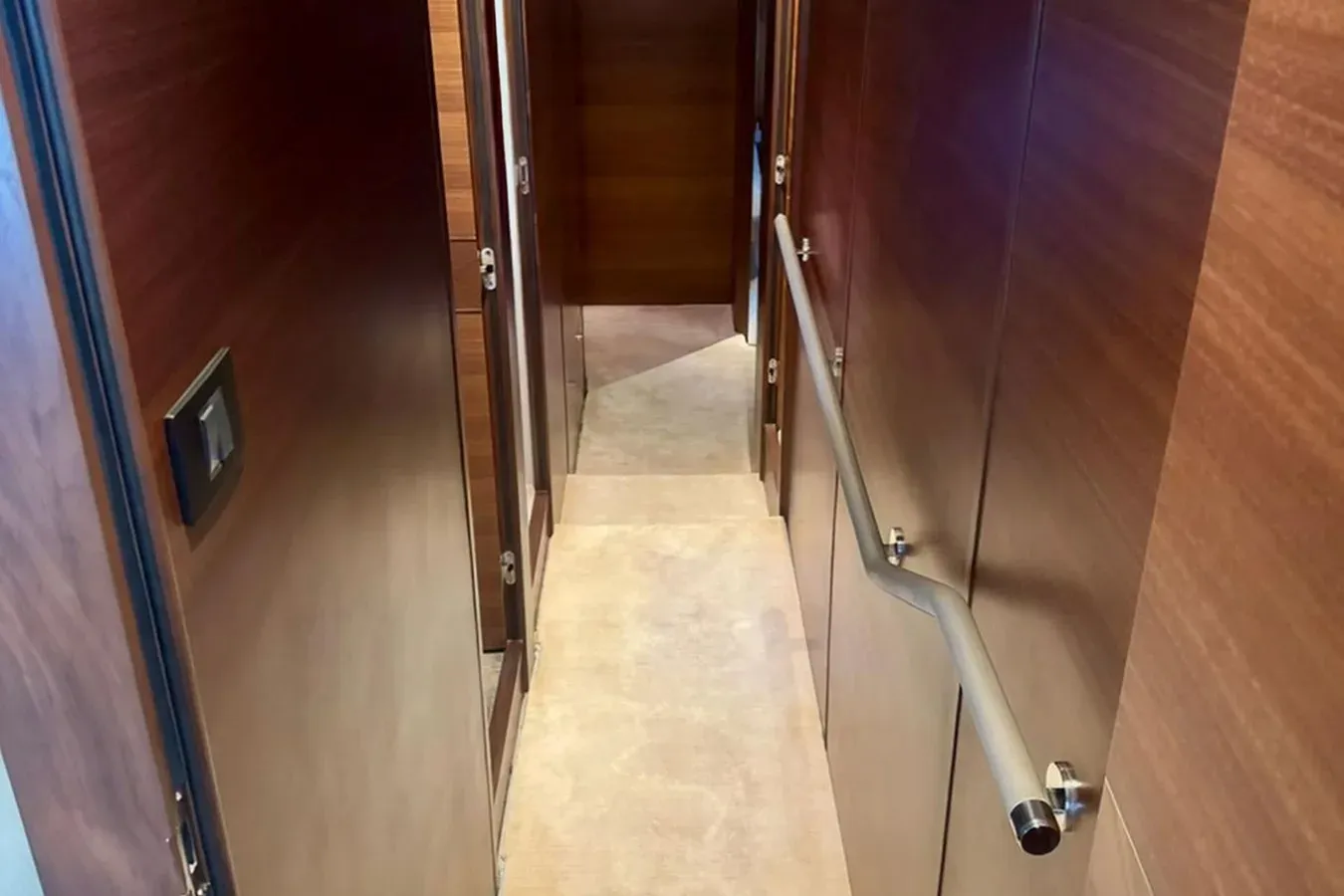 best yacht sales deals Lady N 77