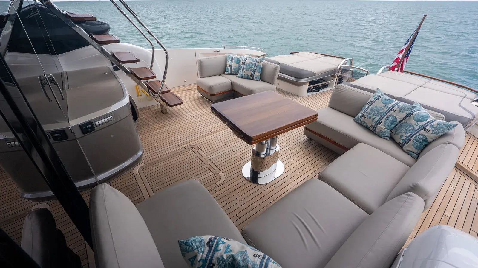 Buy a PARAGON 80 at Shestakov Yacht Sales