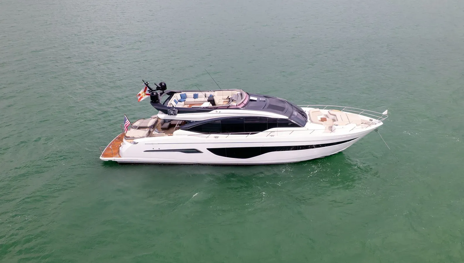 Buy a yacht PARAGON 2022