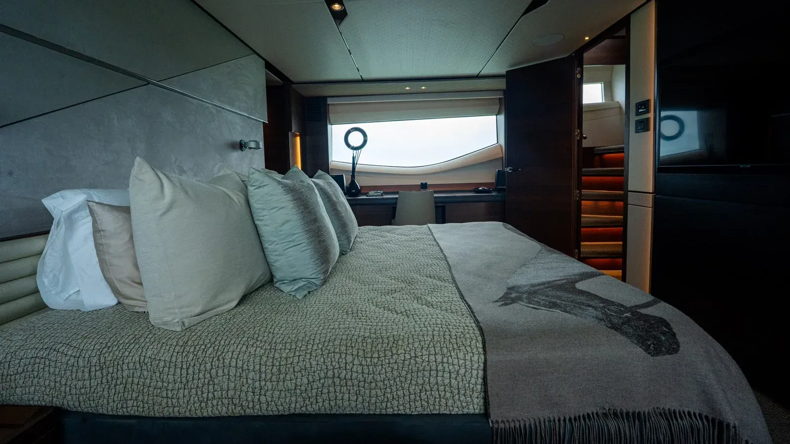 Buy a yacht PARAGON 2022