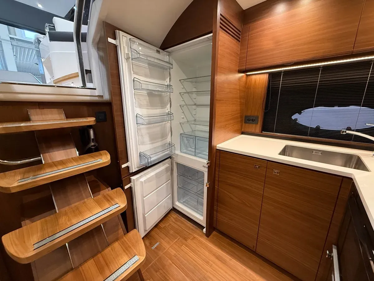 PRINCESS V48 OPEN - PRINCESS price