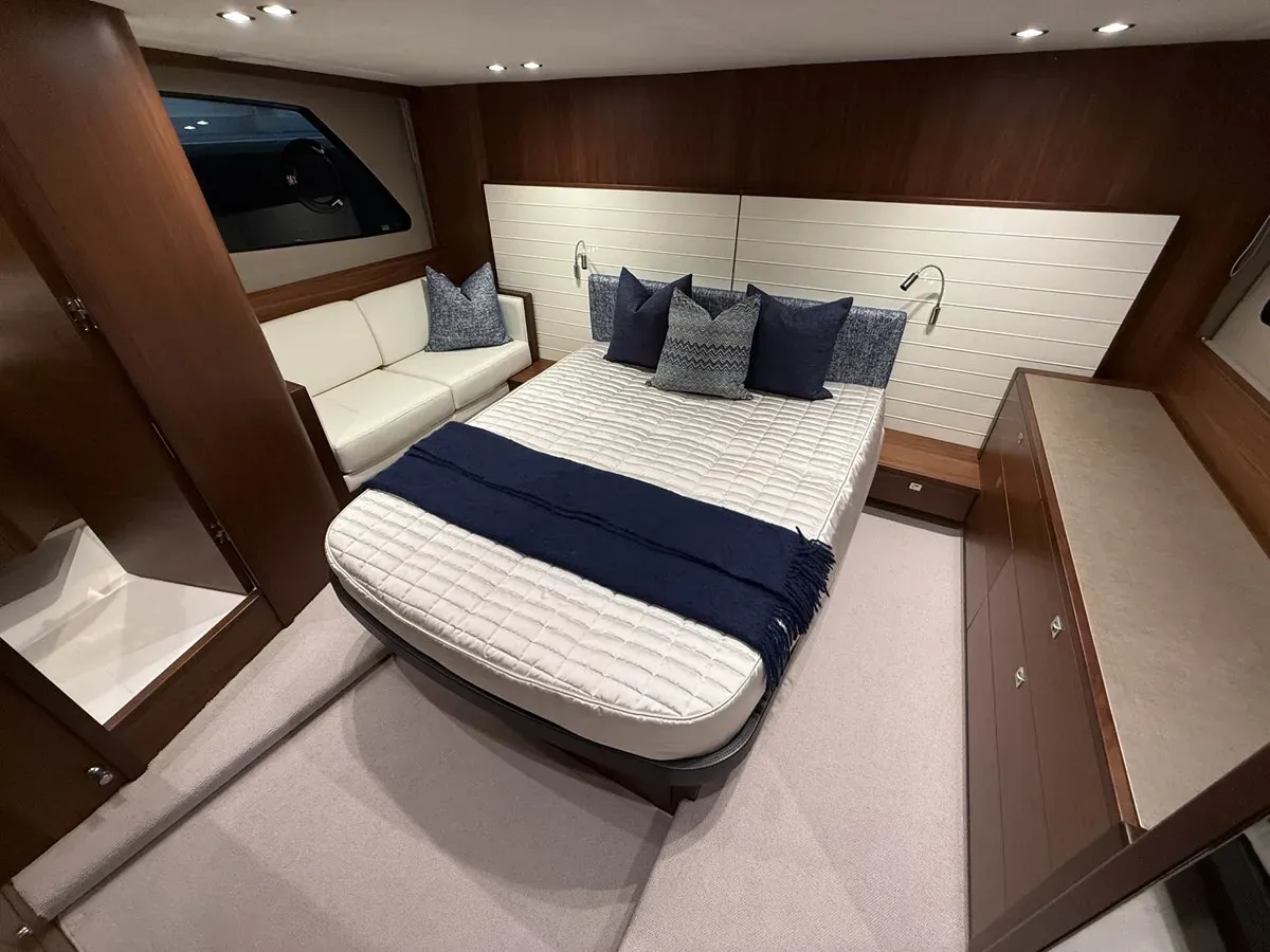 PRINCESS V48 OPEN yacht sale