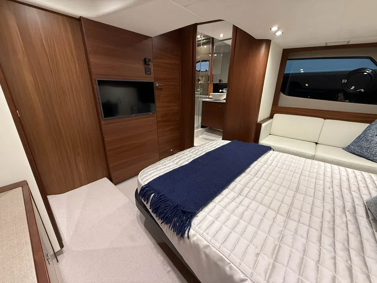 PRINCESS V48 OPEN 51