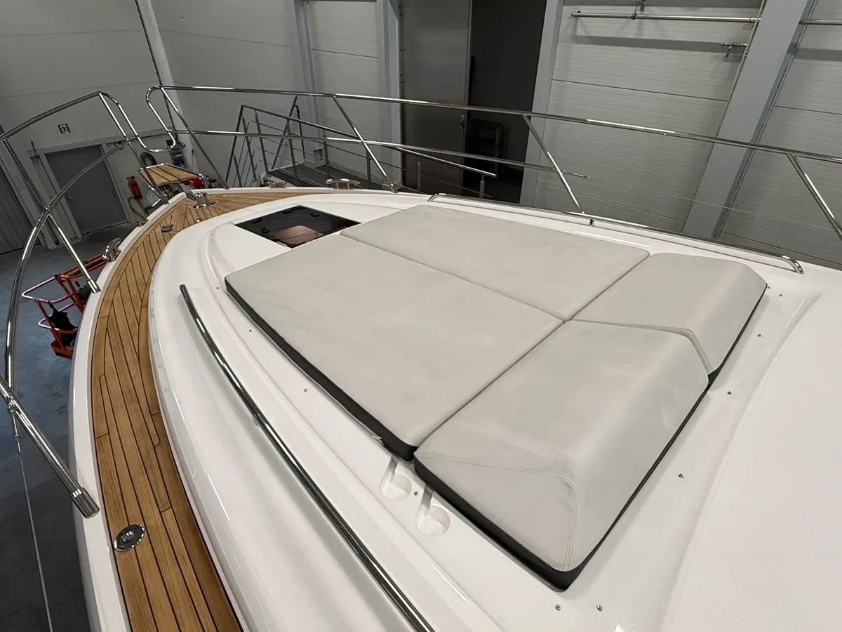 Buy a yacht PRINCESS V48 OPEN