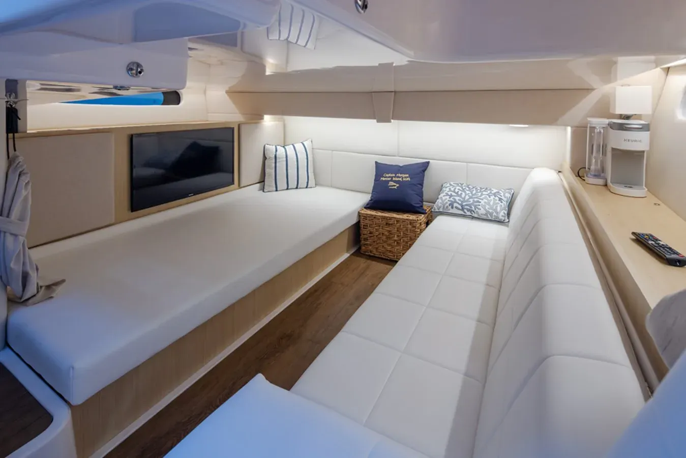 Купить яхту CAPTAIN MORGAN 2024 в Shestakov Yacht Sales