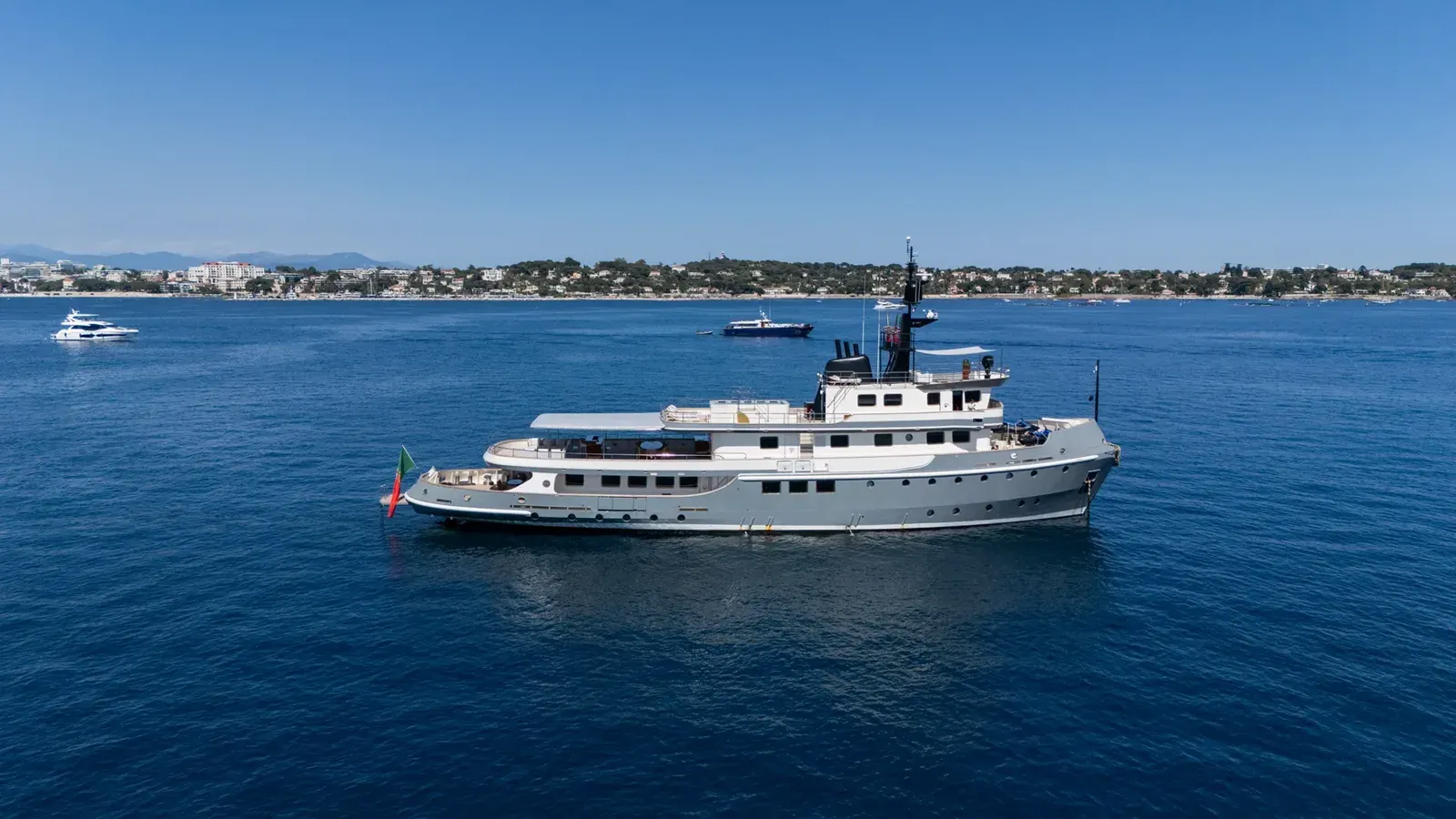 Buy a DADDY SHANE 145 at Shestakov Yacht Sales