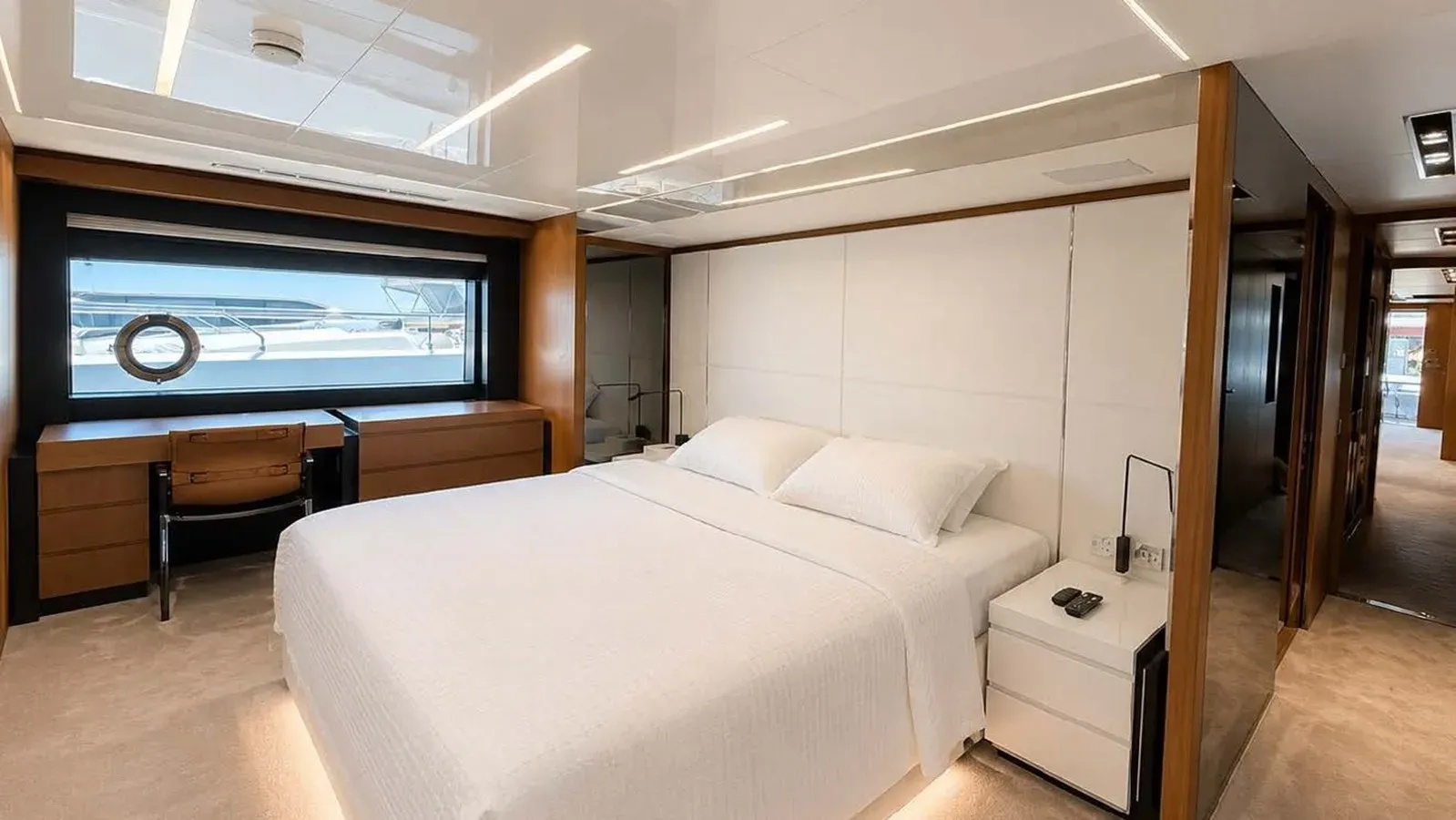 Стоимость яхты Riva 100 Corsaro - RIVA YACHT