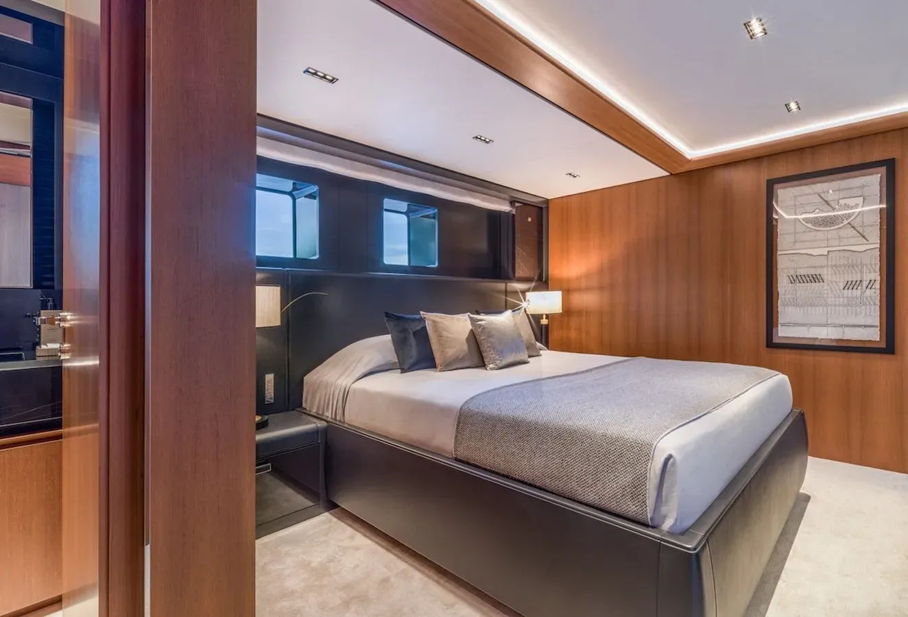 Buy a SAIRU - RIVA YACHT at Shestakov Yacht Sales
