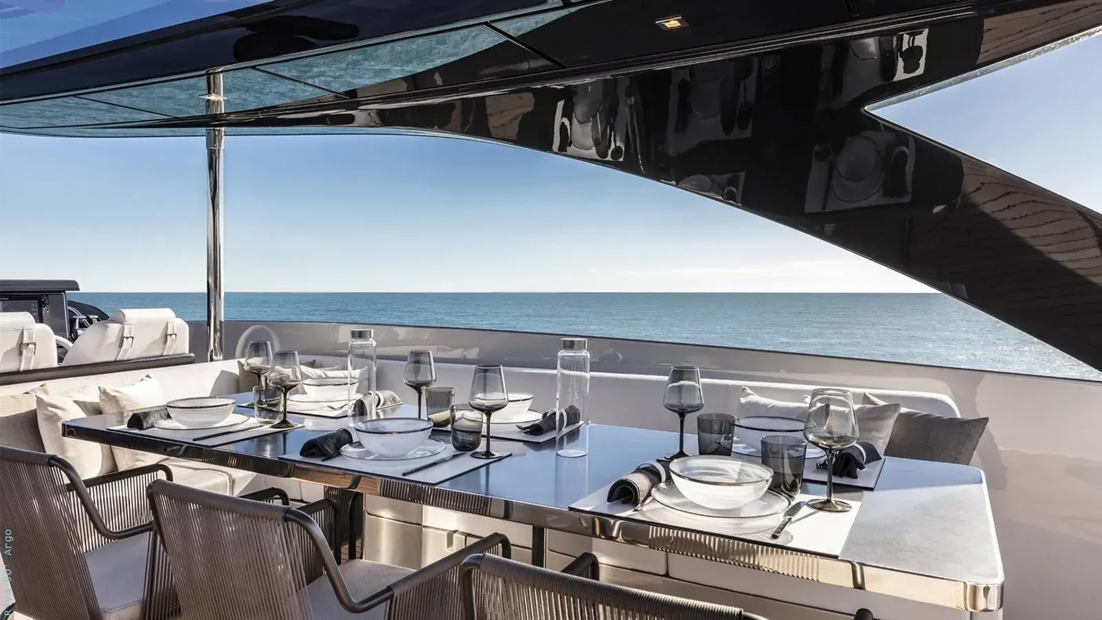 GLA 93 yacht sale