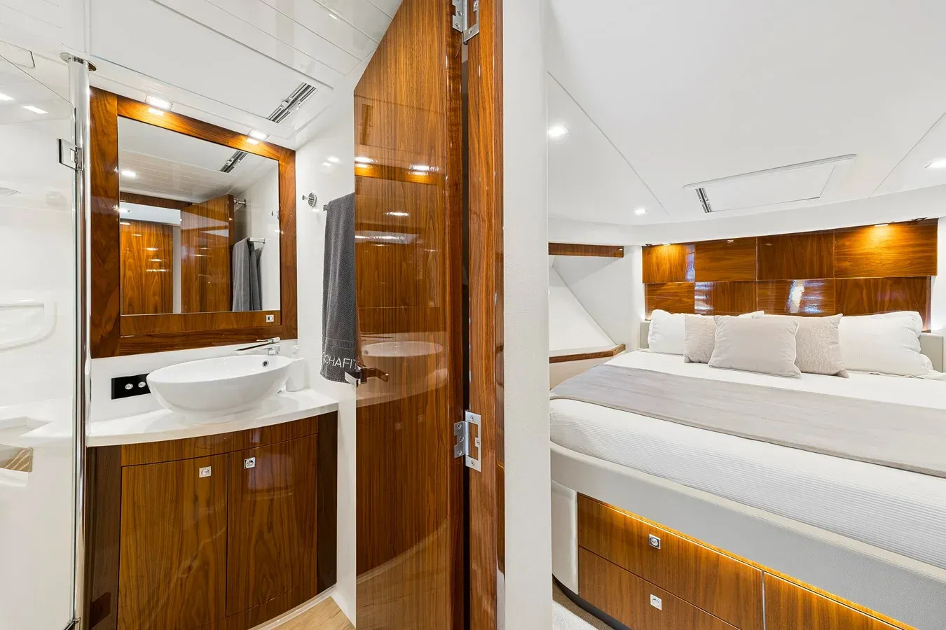 best yacht sales deals GUACHAFITA - Riviera