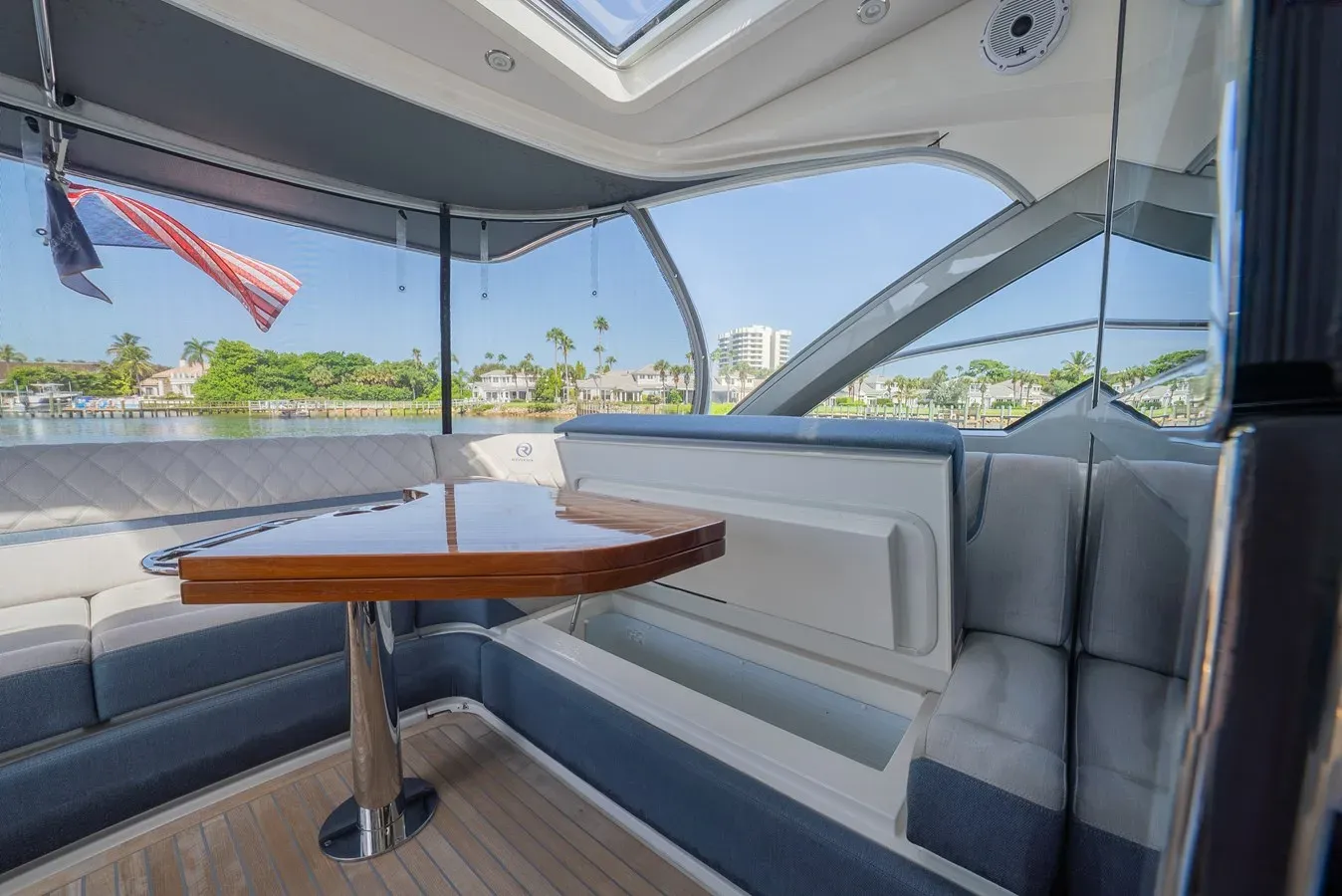 CAPTAIN FUN - Riviera yacht sale