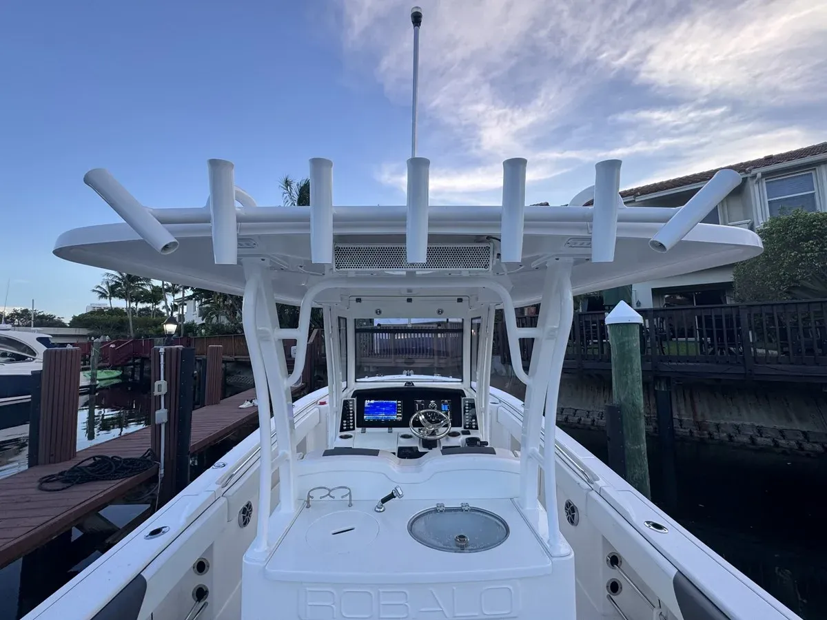 Robalo R302 - ROBALO yacht sale