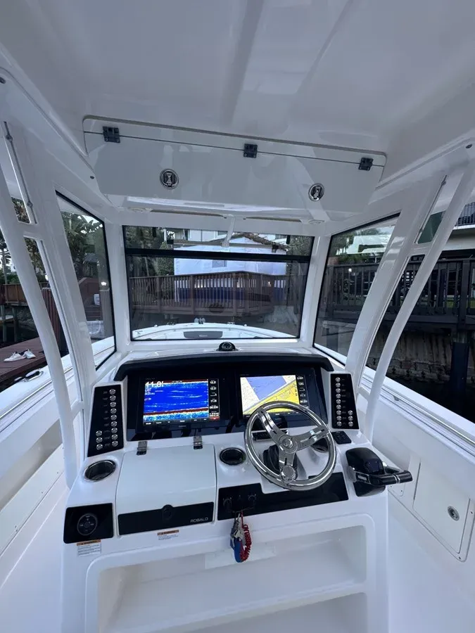 Robalo R302 - ROBALO yacht sale