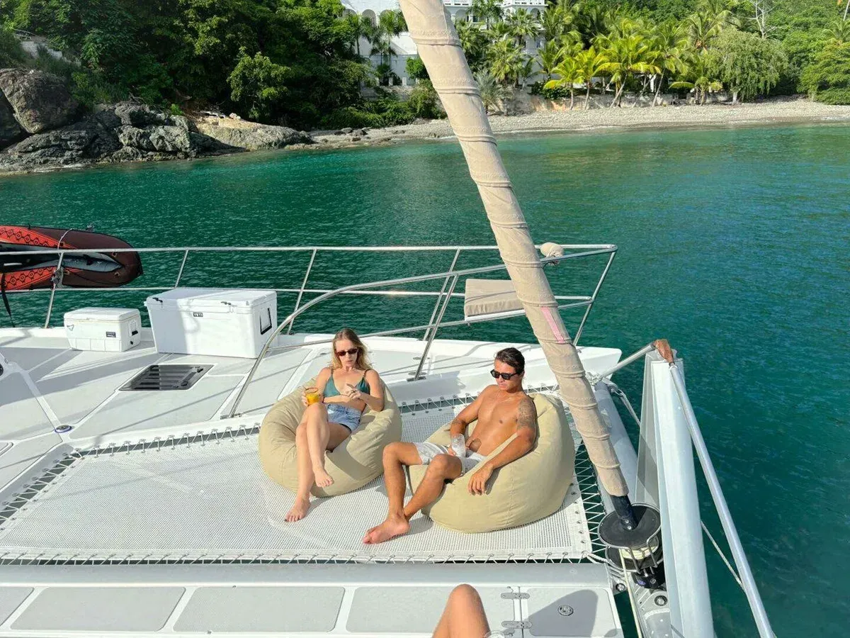 the best price on TAPAS 570 Flybridge