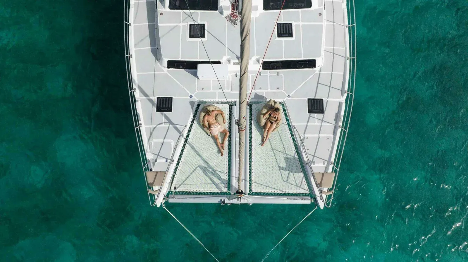 TAPAS 570 Flybridge price