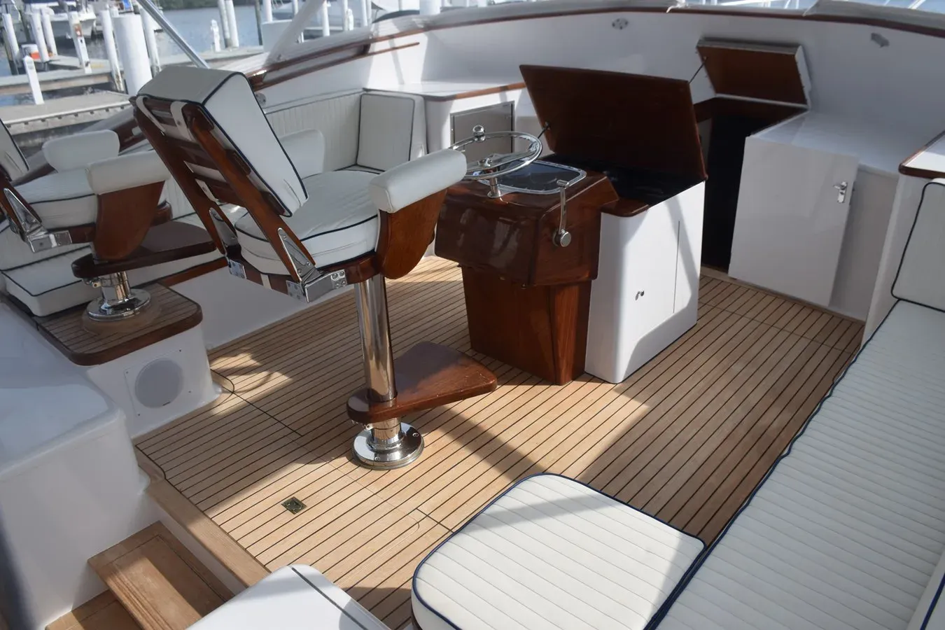 Buy a MARSAL 44 at Shestakov Yacht Sales
