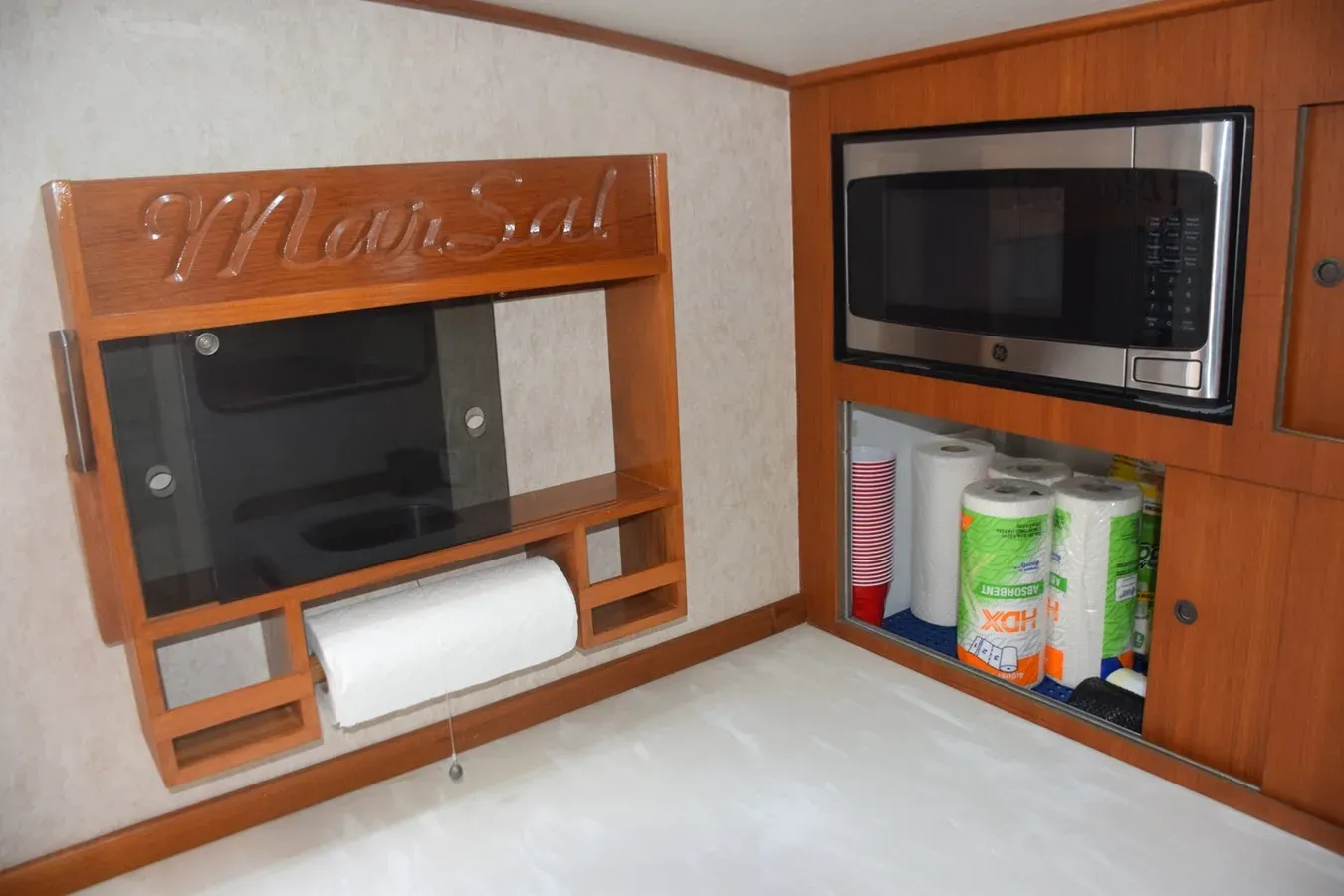 Buy a MARSAL - RYBOVICH at Shestakov Yacht Sales