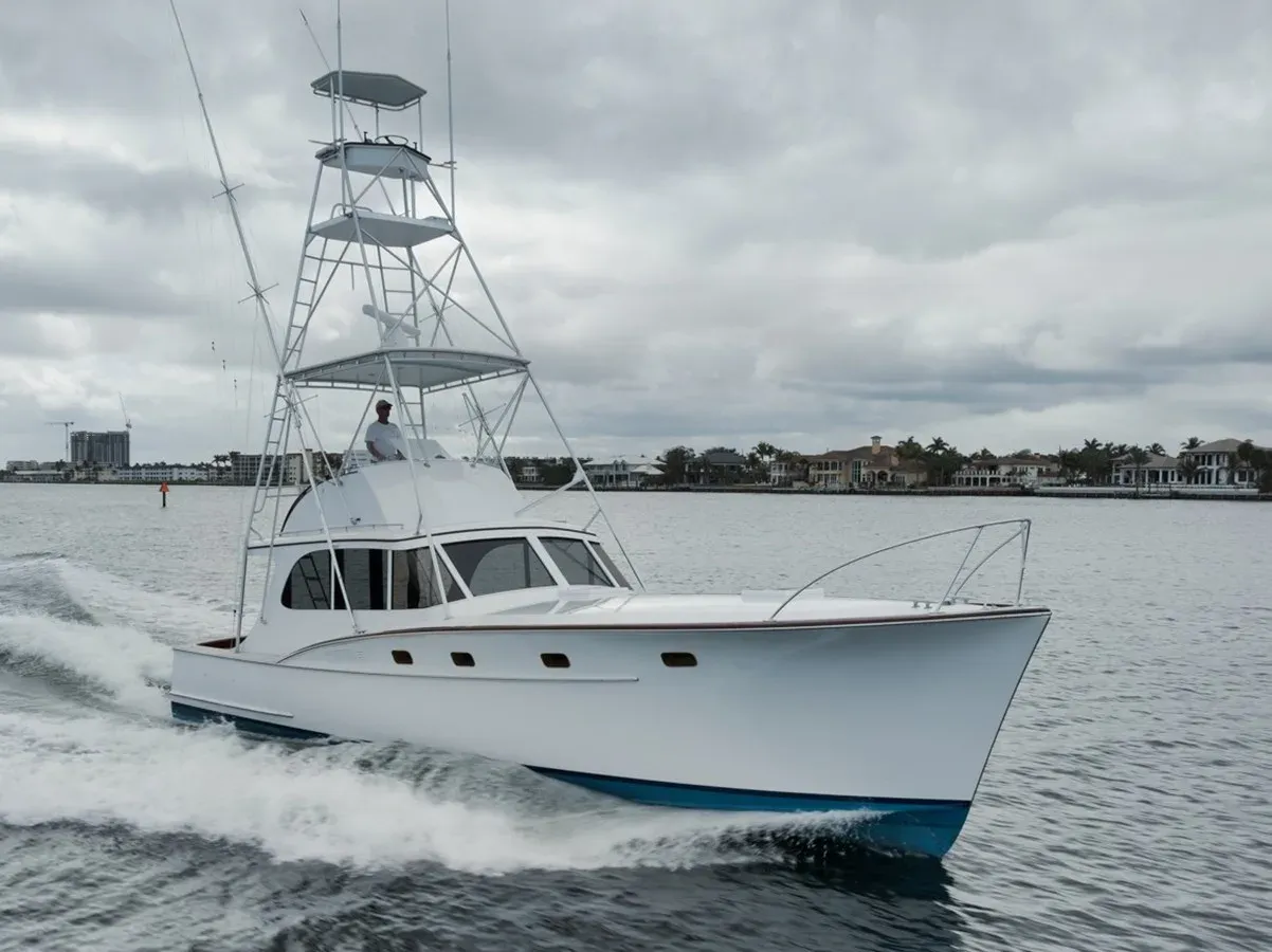BLUE FIN IV 42 yacht sale