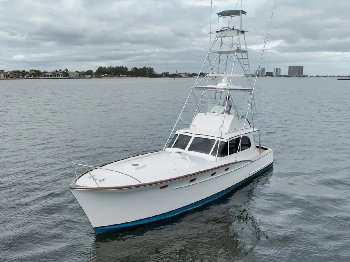 best yacht sales deals BLUE FIN IV Sportfisherman
