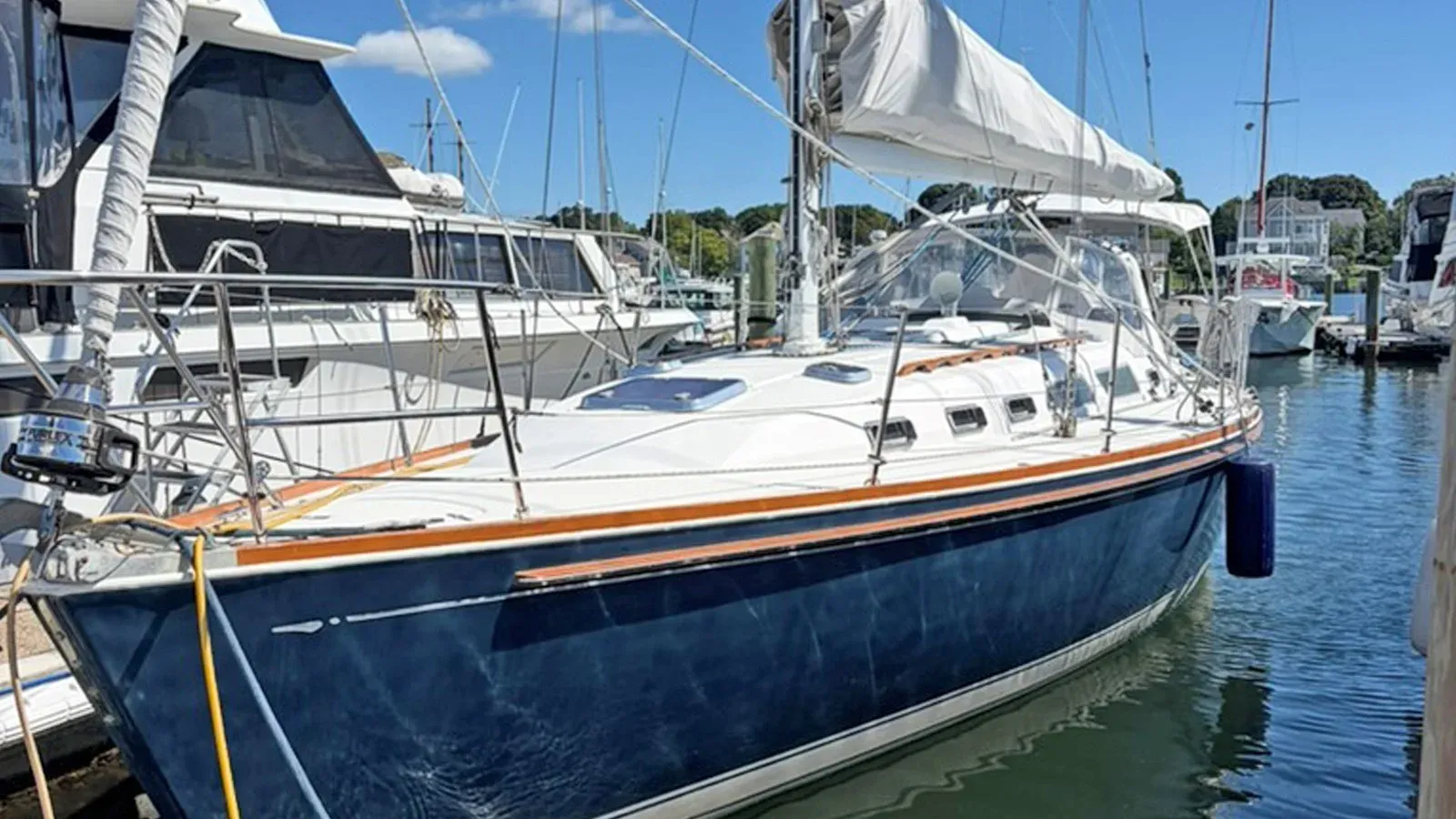 best yacht sales deals SCRIMSHAW - SABRE