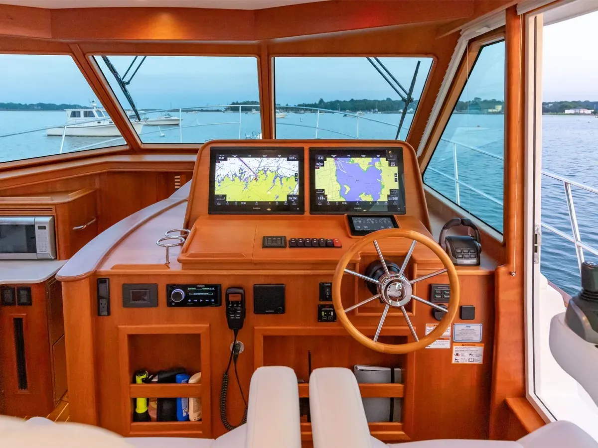 Buy a yacht SALT THERAPY - SABRE
