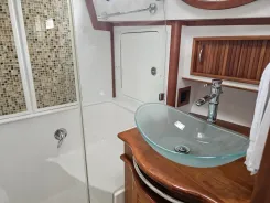 Buy a yacht Next Chapter 48