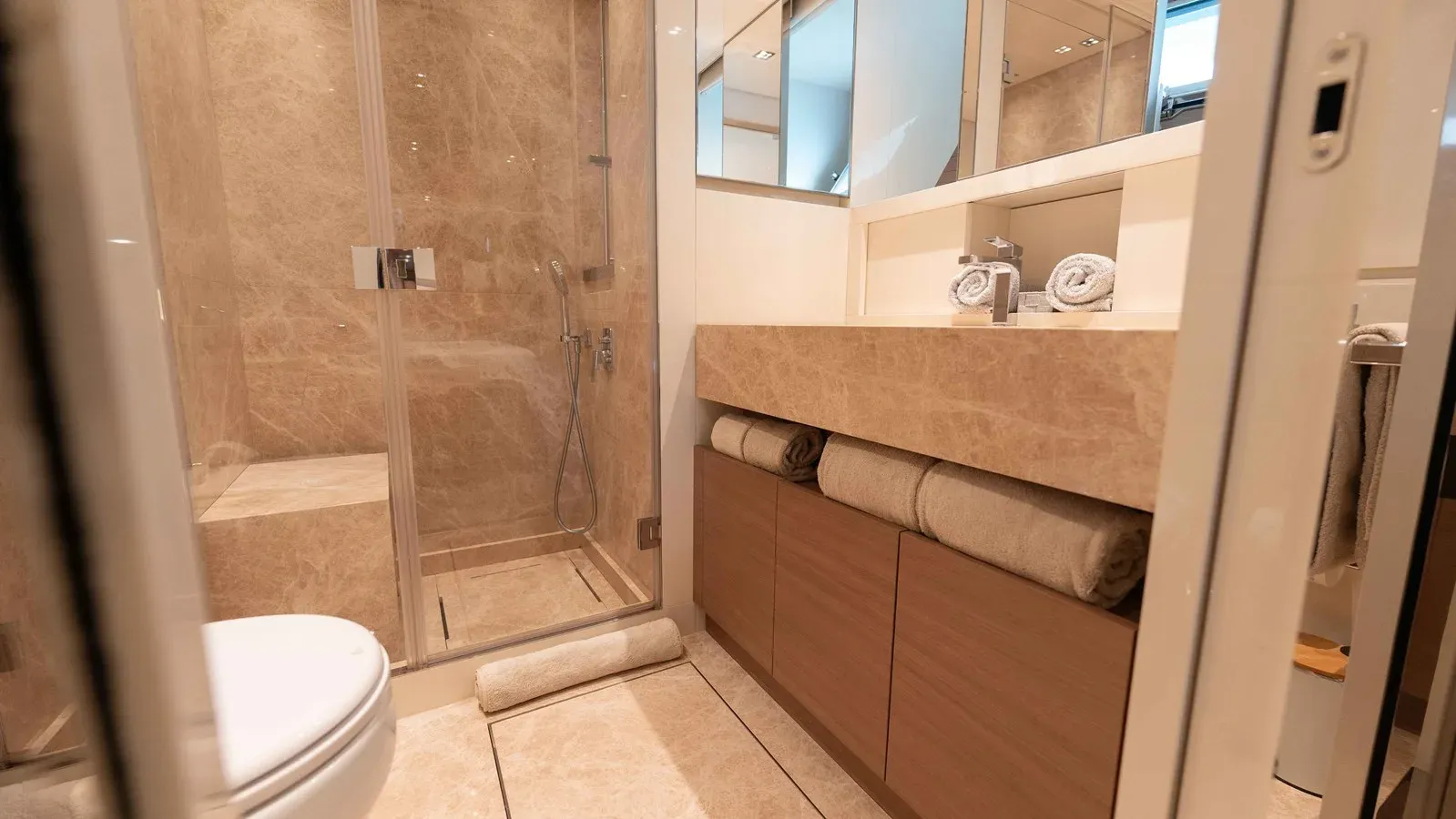 the best price on LA - Sanlorenzo