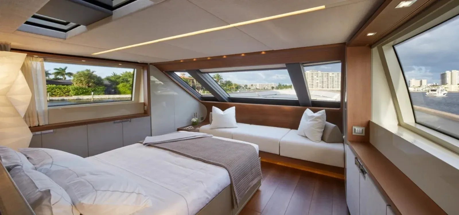 Buy a O Sanlorenzo SD112 at Shestakov Yacht Sales
