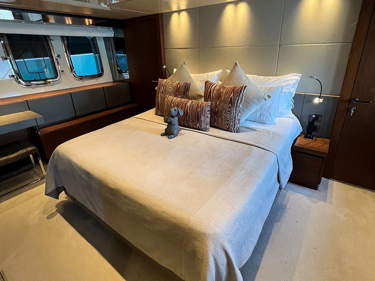 La Isla - Sanlorenzo yacht sale