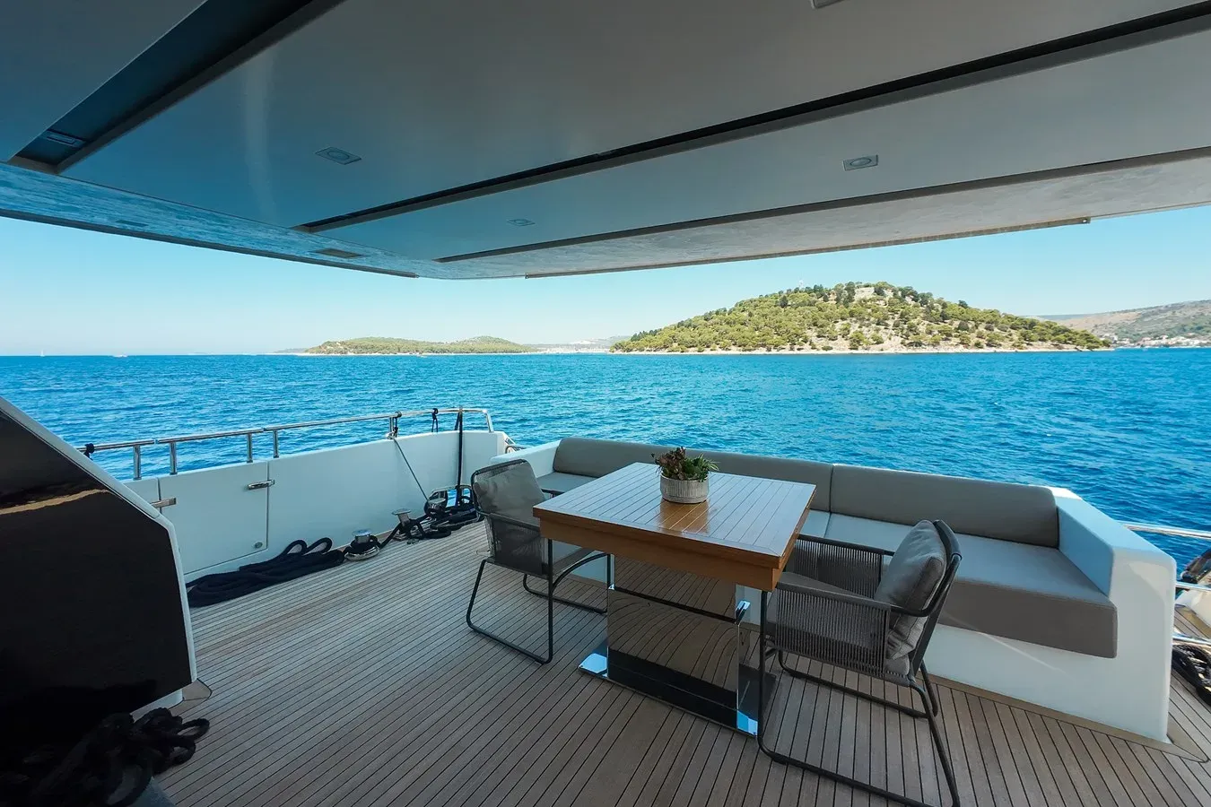 best yacht sales deals Sanlorenzo SL86 SL86