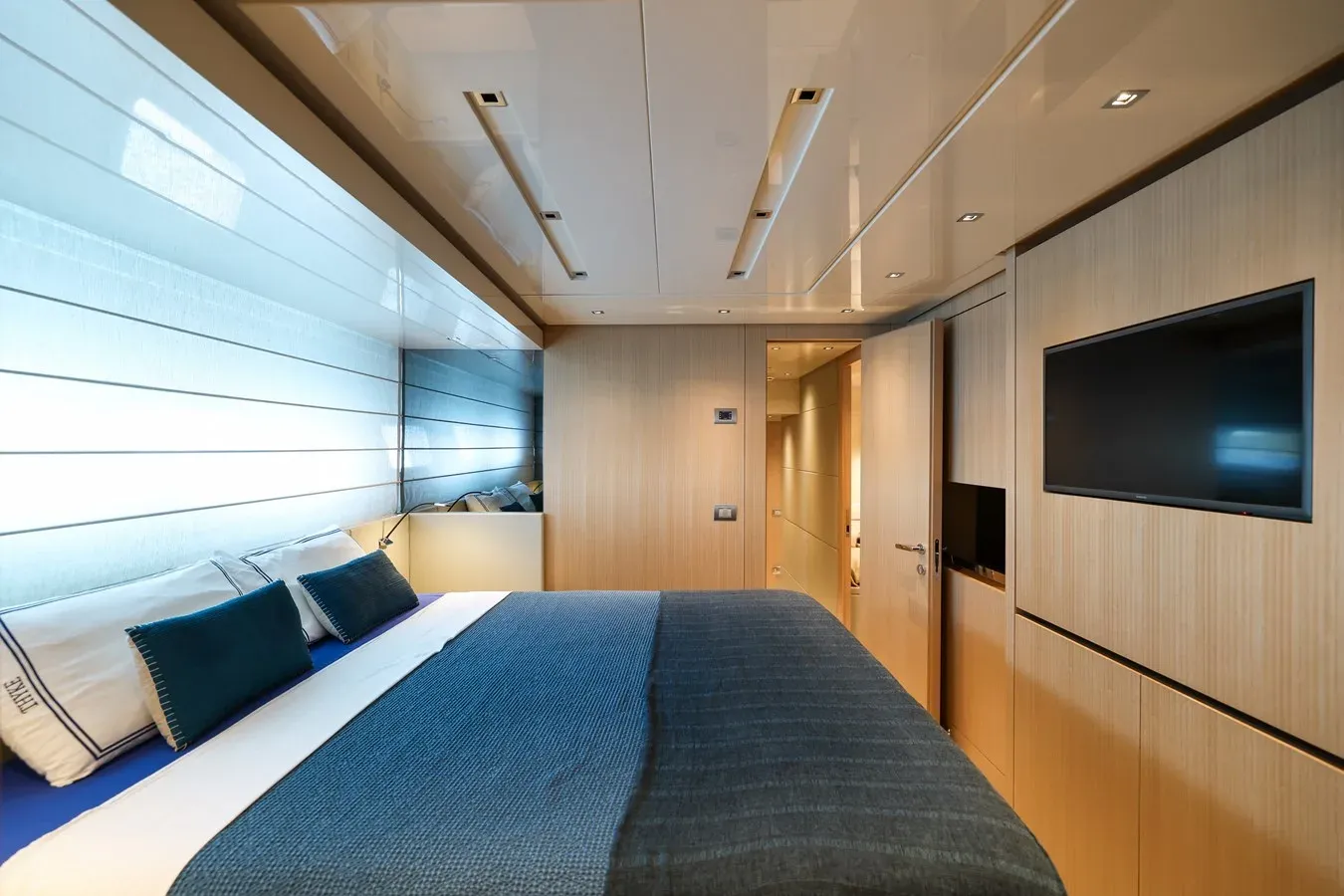 best yacht sales deals Sanlorenzo SL86 87