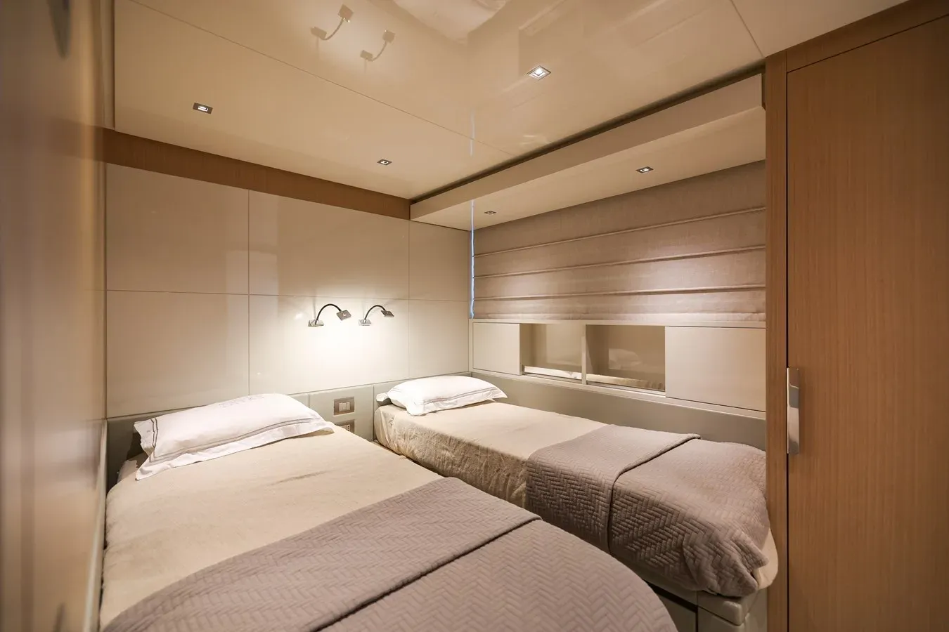 the best price on Sanlorenzo SL86 2019