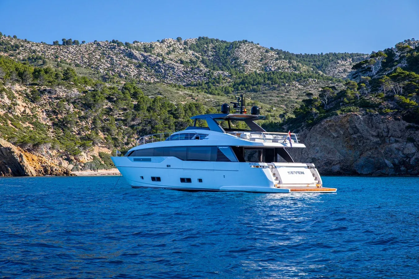 Buy a SEVEN 90 at Shestakov Yacht Sales