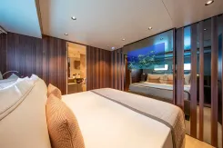 Buy a yacht SEVEN 90