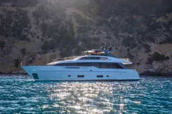 best yacht sales deals SEVEN
