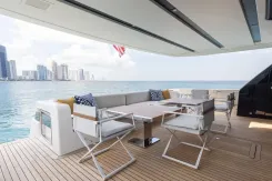 Buy a yacht CHAMELION SL90A