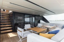 the best price on CHAMELION 90