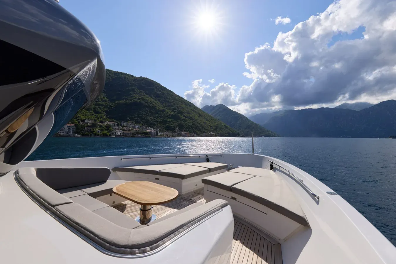 Buy a yacht ZAFFIRO III SX 88