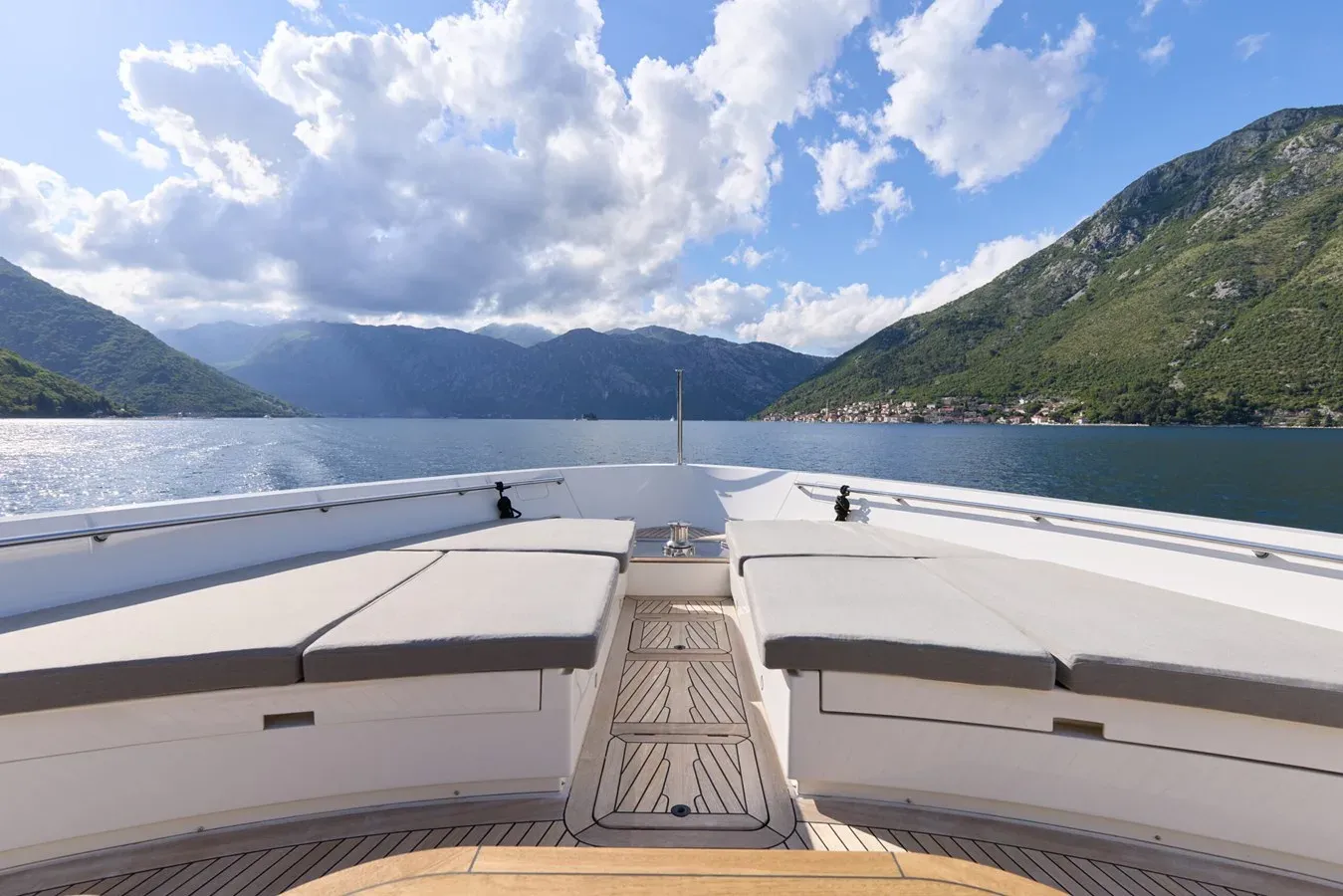 best yacht sales deals ZAFFIRO III 87