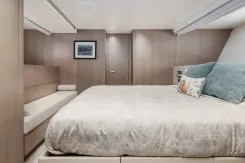 Buy a yacht ZAFFIRO III 87