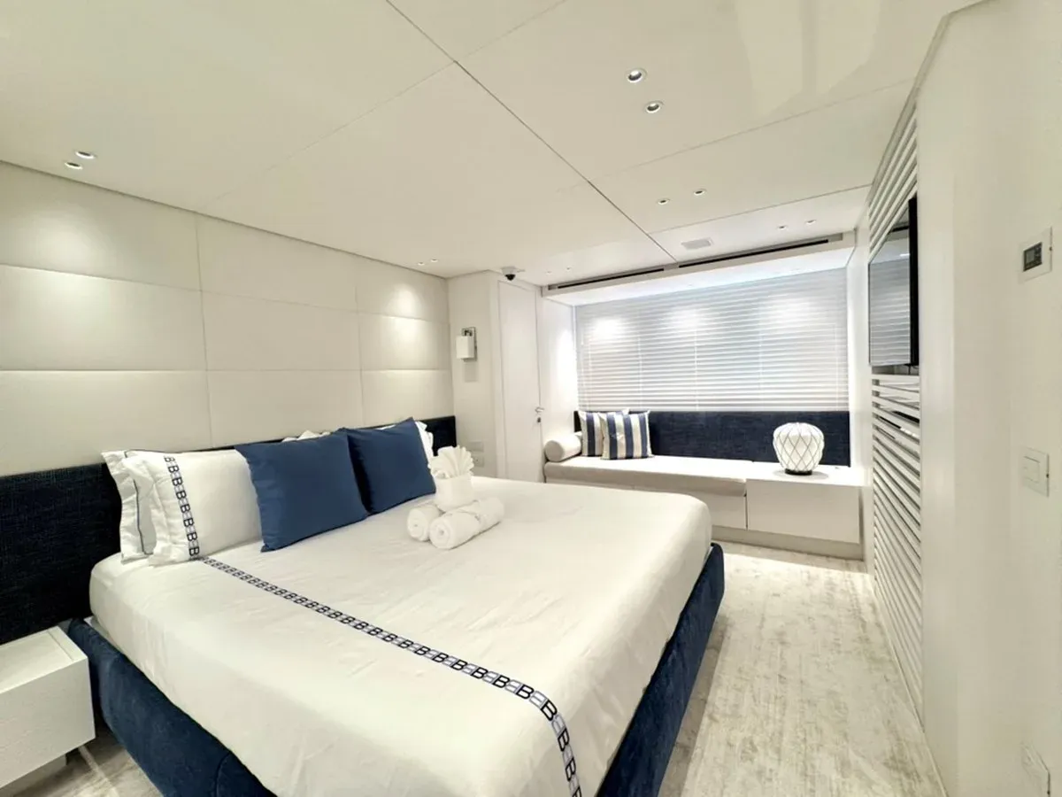 Buy a Vicky - Sanlorenzo at Shestakov Yacht Sales